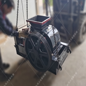 2PG400X250對輥破碎機(jī)發(fā)貨圖片_發(fā)往湖南長沙_破碎焦沫