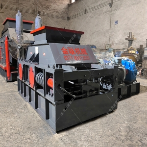 2PGC900X900雙齒輥破碎機發貨圖片_發往內蒙古烏海_粉碎煤