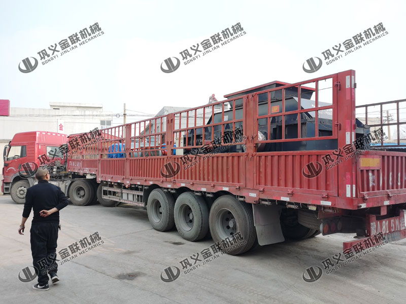 購(gòu)買(mǎi)兩輥破碎機(jī)哪個(gè)廠家好，質(zhì)量怎樣？