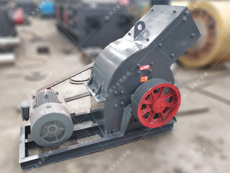PC200x300小型錘式破碎機發貨圖片_發往河北唐山_粉碎化肥