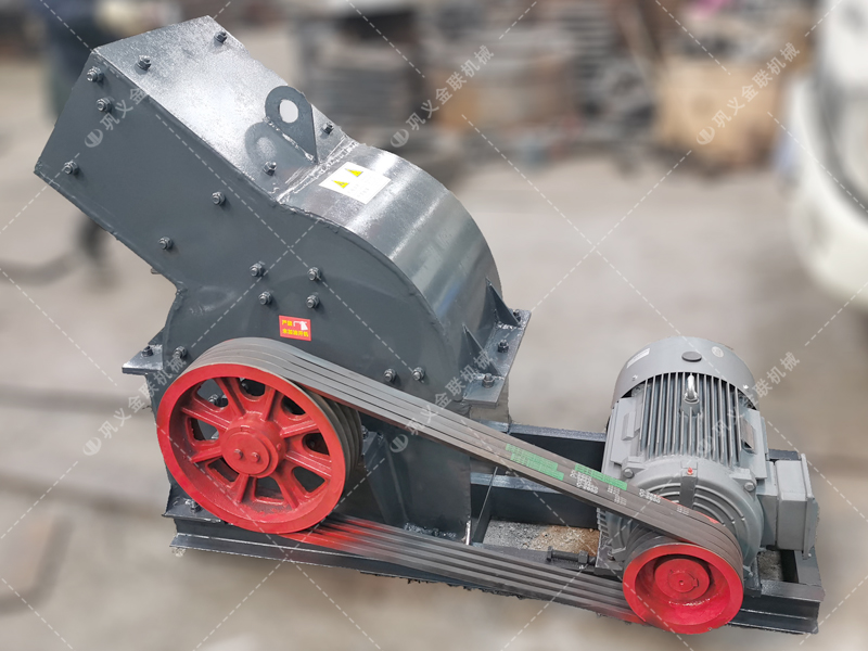PC200x300小型錘式破碎機發貨圖片_發往河北唐山_粉碎化肥